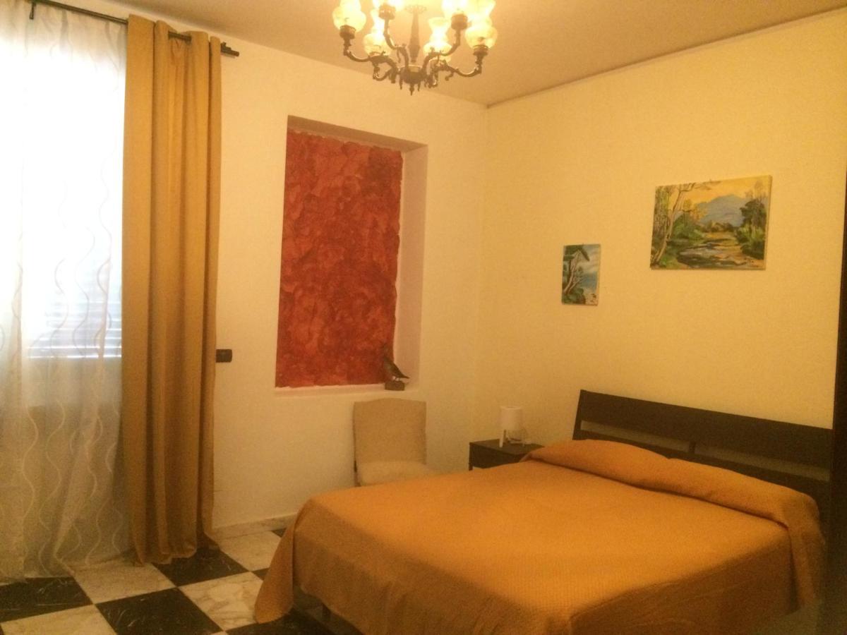 Marinette Bed & Breakfast บาร์เชลโลนา-ปอซโซ ดี กอตโต ภายนอก รูปภาพ