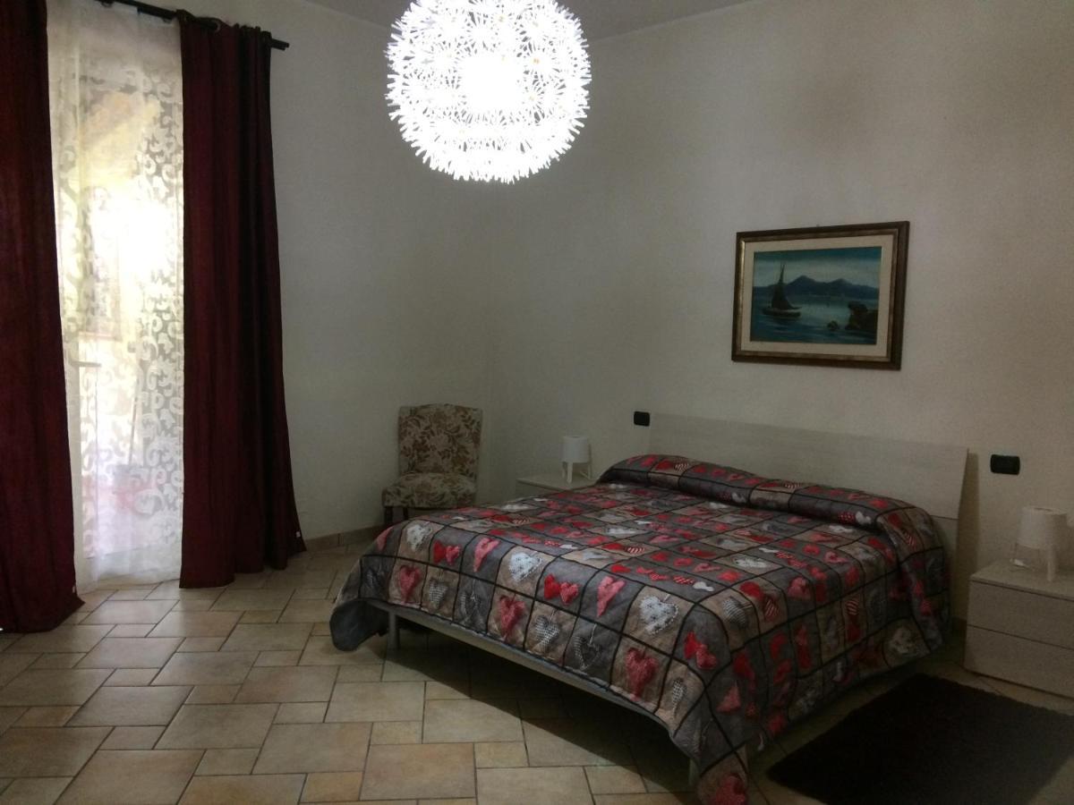Marinette Bed & Breakfast บาร์เชลโลนา-ปอซโซ ดี กอตโต ภายนอก รูปภาพ